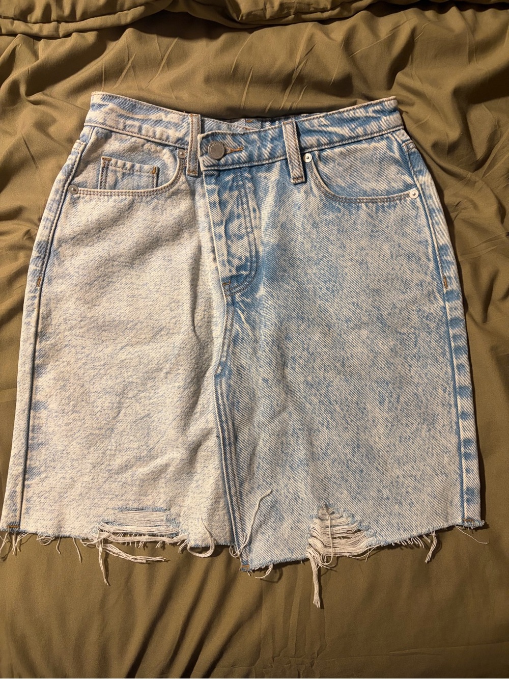 Blank NYC Light Acid Wash Denim Skirt - size 24